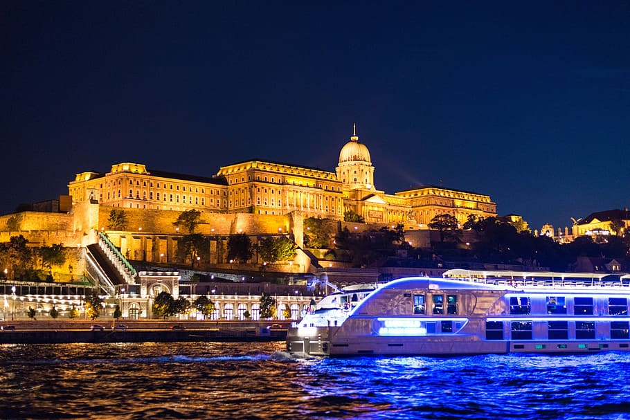 beige cathedral near body of water during nighttime, buda castle HD wallpaper