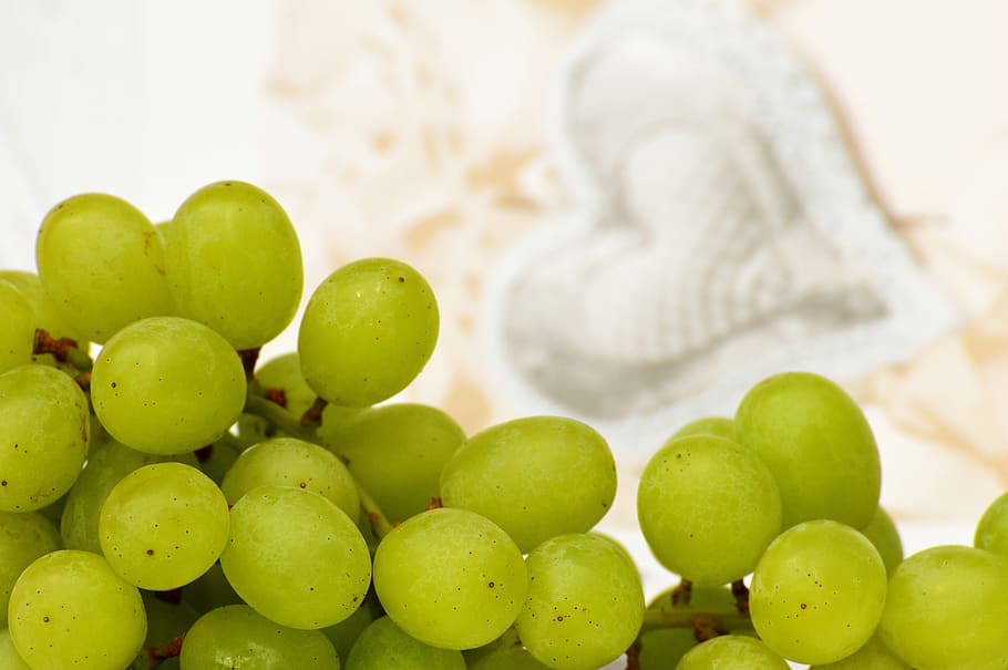 closeup photo of green grapes, fruits, healthy, food, sweet, nature