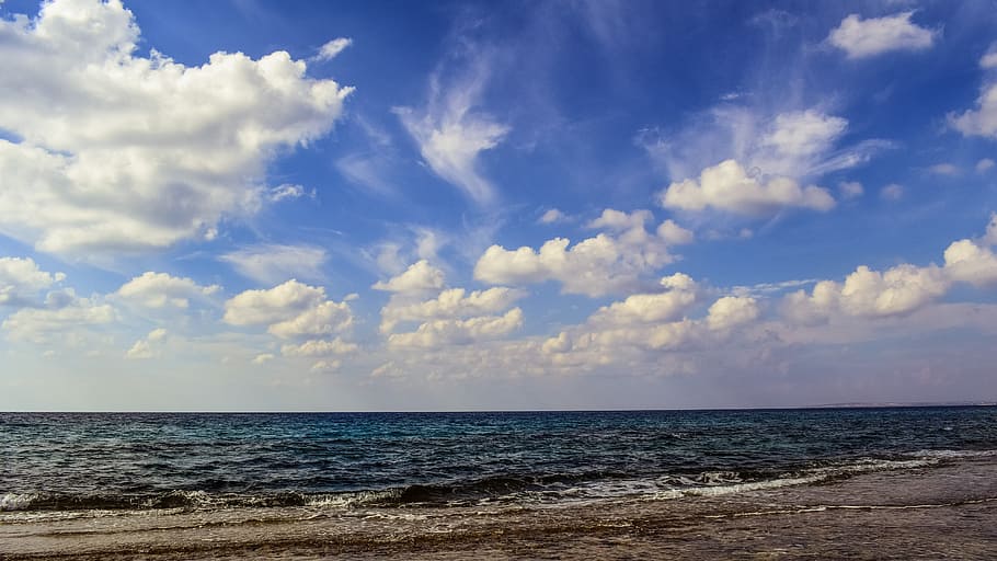 photography of shore under calm sky, sea, clouds, horizon, nature HD wallpaper