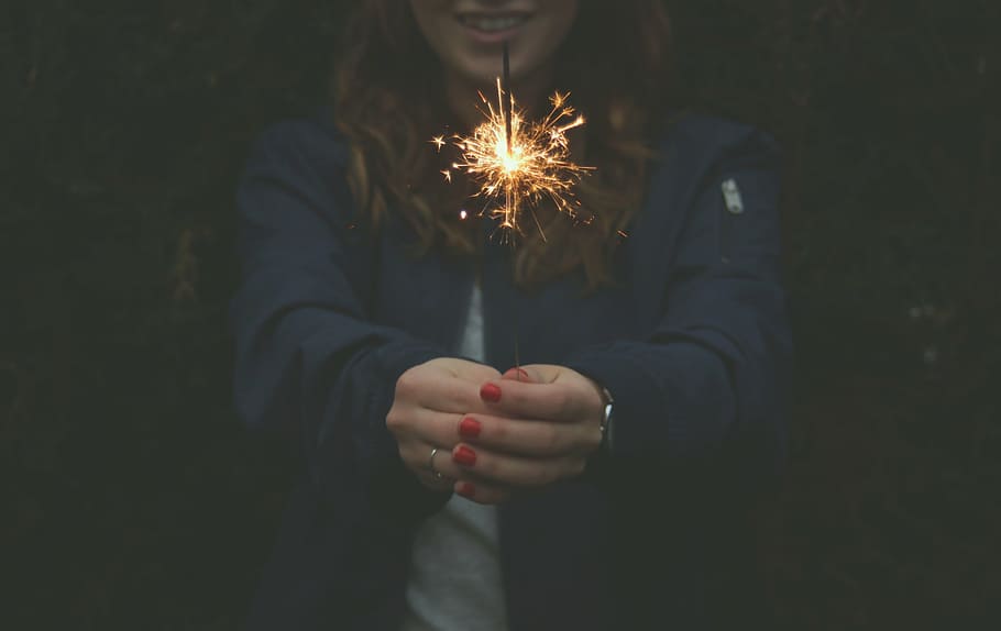 firework, light, person, sparkler, woman, holding, burning HD wallpaper