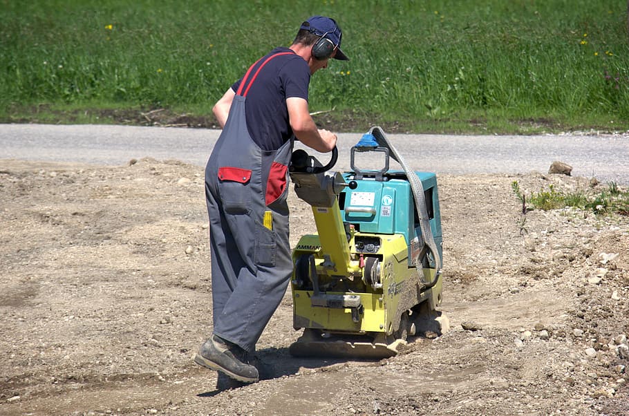 Work, Craft, Man, Vibrating Plate, vibration plate, construction machine HD wallpaper