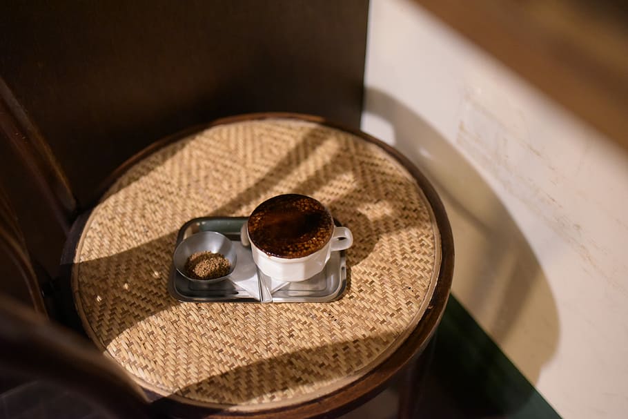 ceramic cup filled with brown liquid, ceramic mug on food tray HD wallpaper