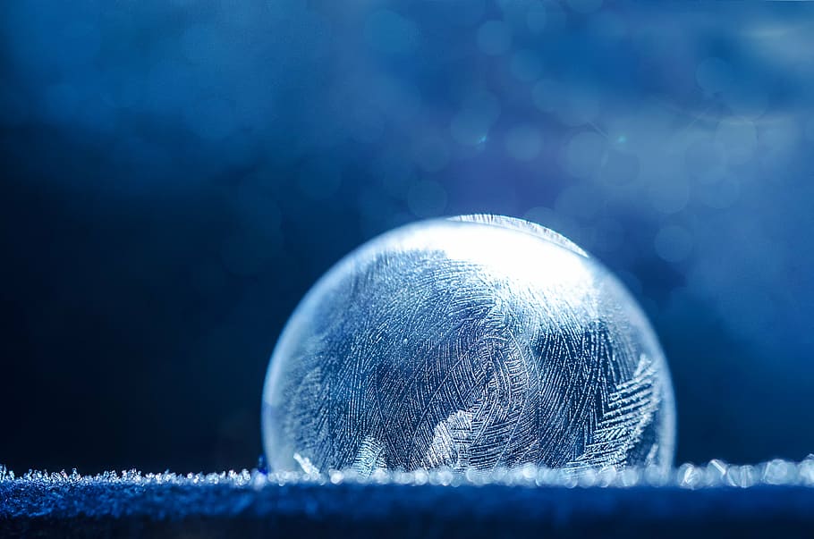 macro photography of white ball, soap bubble, frozen, ice, winter HD wallpaper