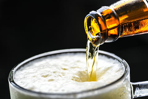 beer bottle and clear glass cup, background, beverage, brewed HD wallpaper