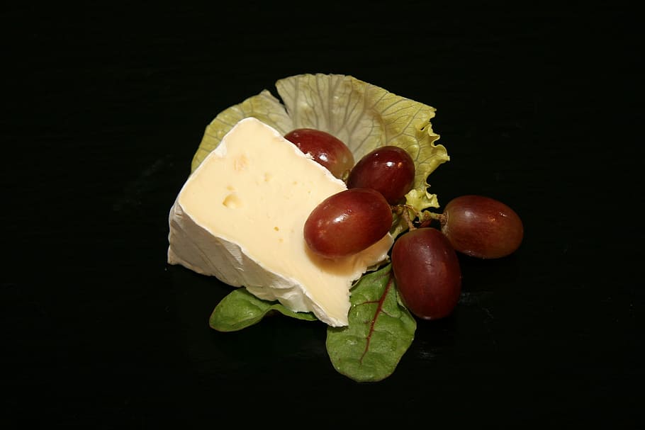 Cheese, Brie, Grapes, Salad, Dining, food, taste, dessert, refreshments HD wallpaper