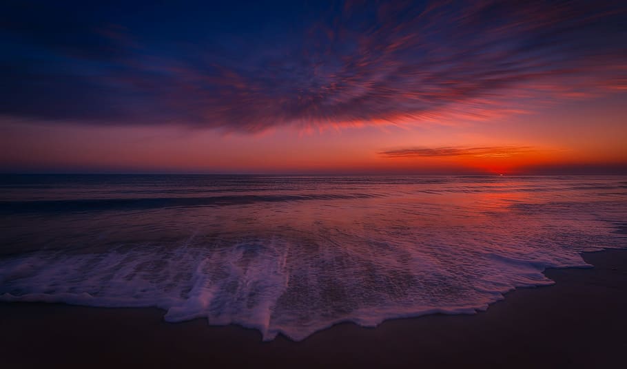 beach shore under sunset sky, sea, ocean, coast, bay, in the evening HD wallpaper