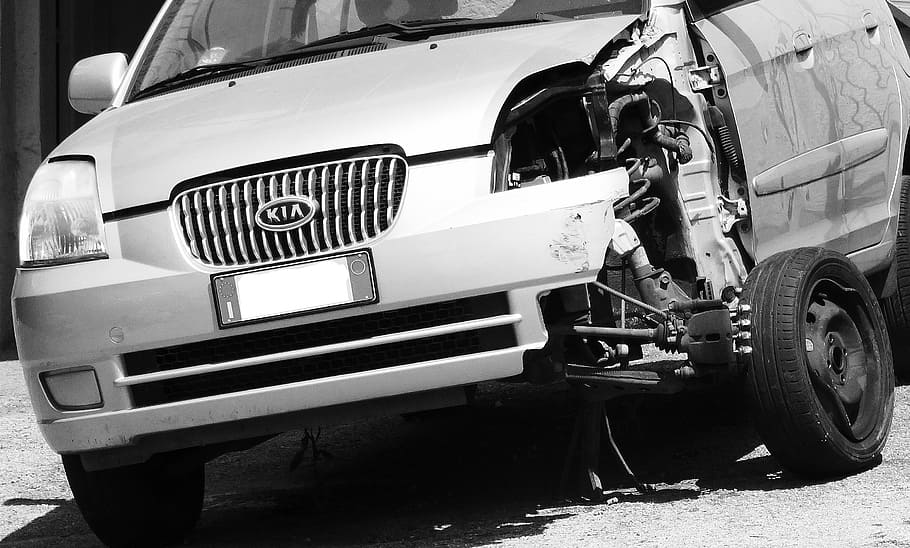 grayscale photography of wrecked 1st gen. Kia Picanto, Car HD wallpaper