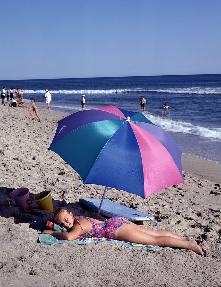 Hd Wallpaper Sunbather Beach Sand Sand Sea Sea Shore Coast Umbrella Wallpaper Flare 