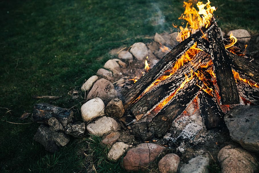 Summer Campfire, vacations, camera, outdoor, nature, outside HD wallpaper