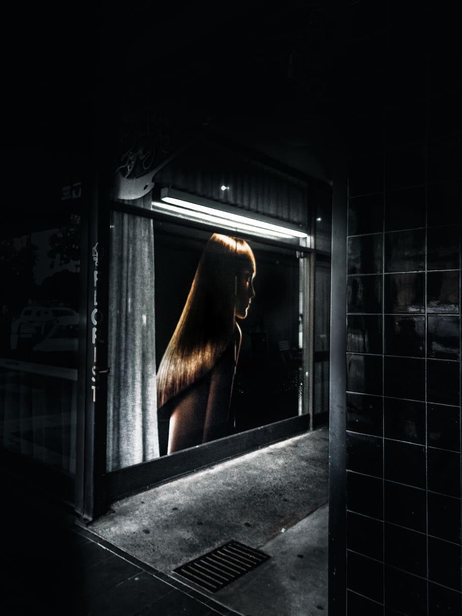 dark, building, architecture, indoor, wall, model, female, girl HD wallpaper
