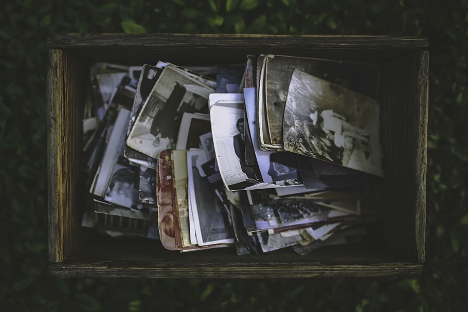 pictures inside rectangular brown wooden box, old, vintage HD wallpaper