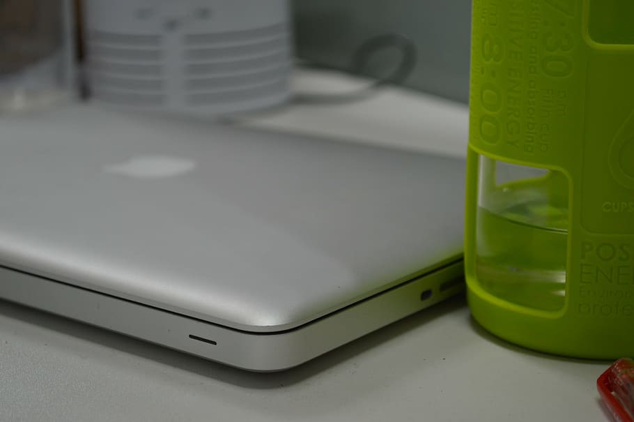 computer, cup, conference room, apple, wireless technology HD wallpaper