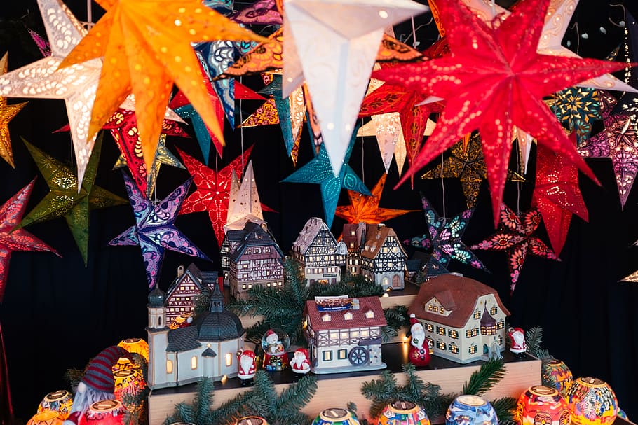 Christmas stars and candle houses, arts and Entertainment, objects HD wallpaper