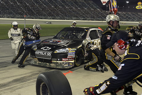 pit stop, pit crew, nascar, tires, gasoline, auto racing, speed HD wallpaper