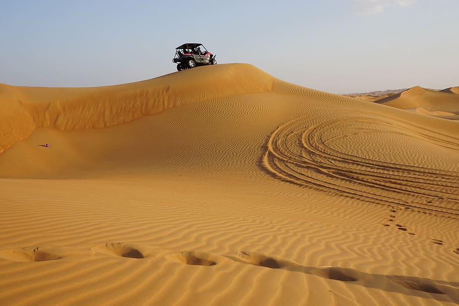 UTV on desert, dune, sand, adventure, quad, dubai, sand dune, HD wallpaper