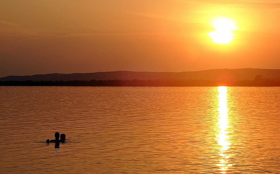 summer, sunset, water, bathers, nature, lake, outdoors, silhouette HD wallpaper