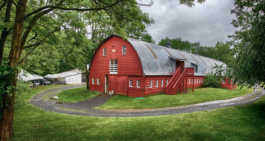 brown and gray wooden barn during daytime, farm, ranch, trees HD wallpaper