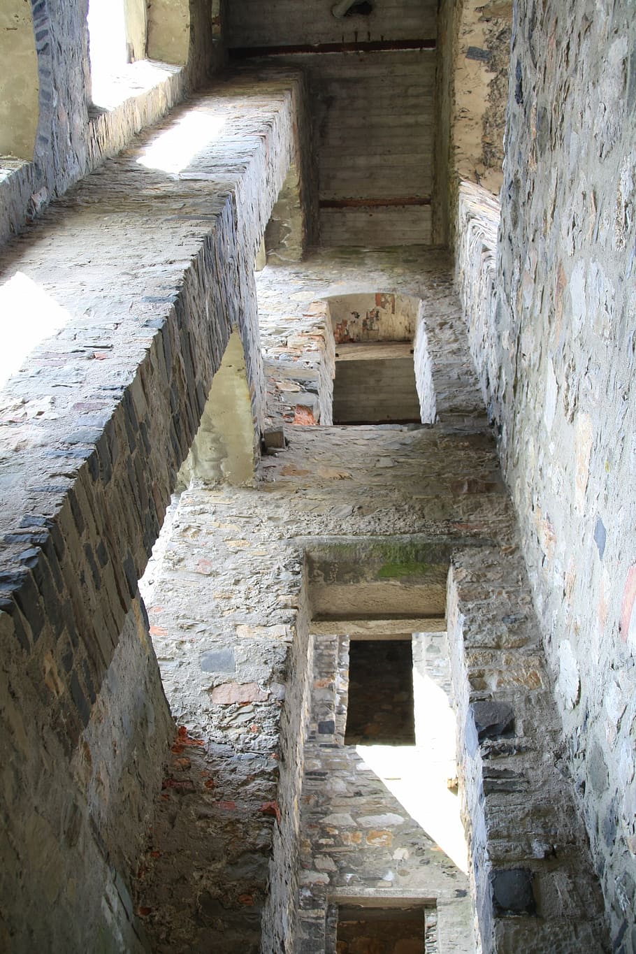 castle, masonry, wall, stone, perspective, ruin, decay, lapsed HD wallpaper