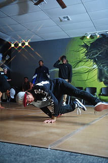 dance, breakdance, young, motion, sport, style, hop, action HD wallpaper