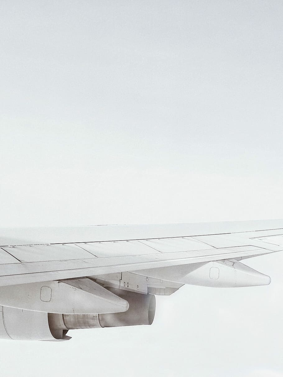 white plane wing, gray airplane wing, sky, copy space, air vehicle HD wallpaper