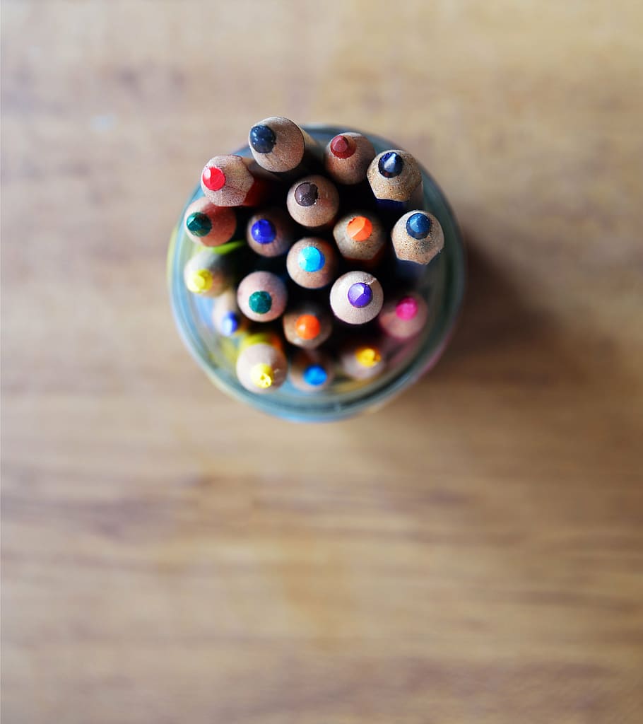 coloring pencils in holder, selective, focus, photography, colored HD wallpaper