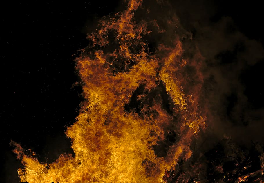 fire, flames, hot, burn, heat, bonfire, fire - Natural Phenomenon HD wallpaper