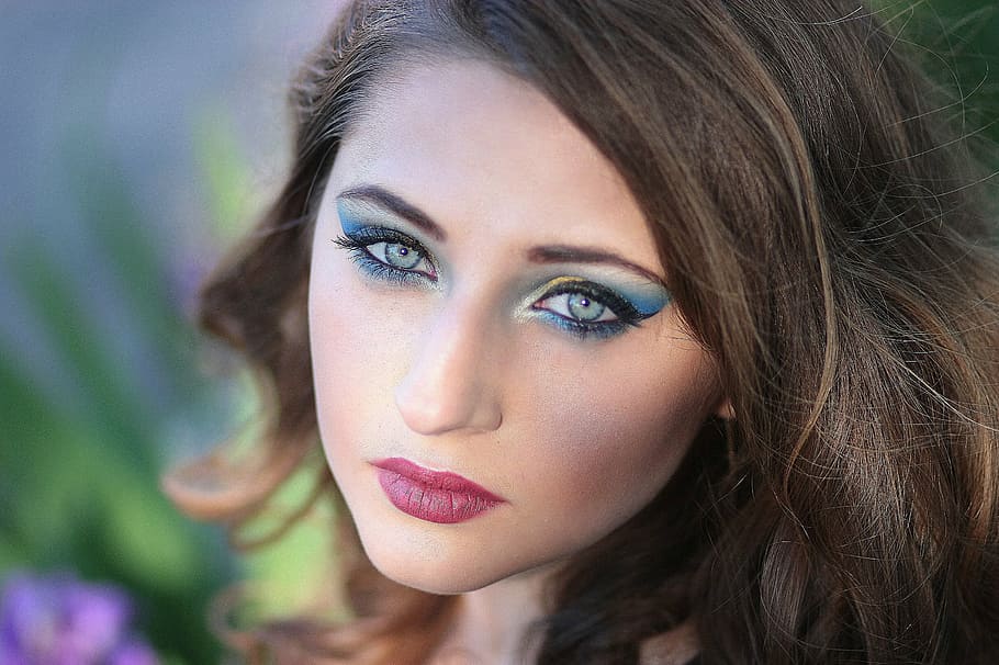 woman in blue eyeshadow in focus photography, girl, portrait