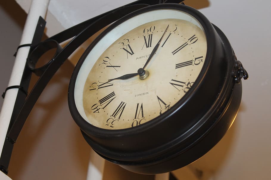 clock, station, train, vintage, old, hour, minutes, watches HD wallpaper