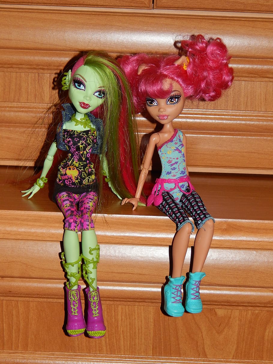 dolls, toys, characters, fun, women, fashion, females, full length HD wallpaper
