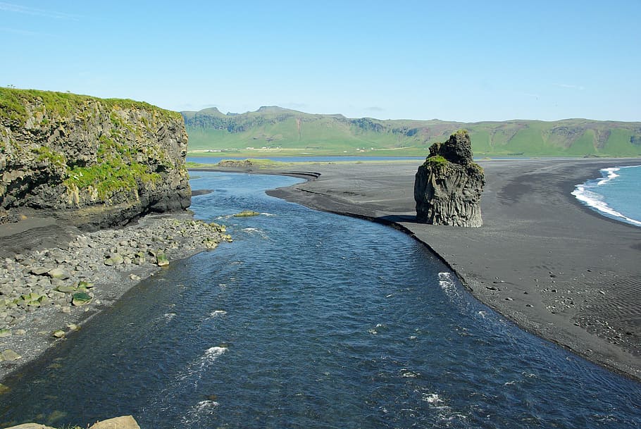 rock formation and body of waters, Iceland, Beach, Vik, Black Sand HD wallpaper
