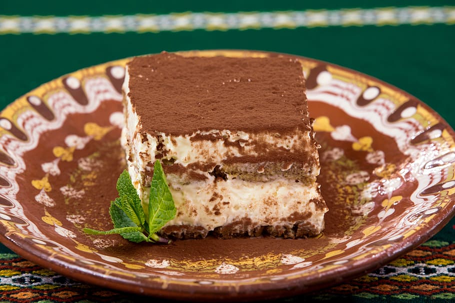 piece of cake on round brown plate, food, tiramisu, dessert, tasty