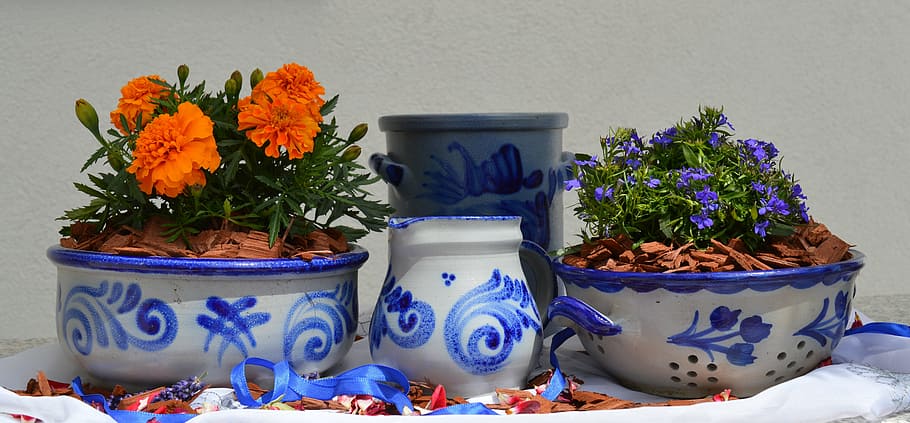 white-and-blue floral ceramic vase and bowls, earthenware, grey HD wallpaper