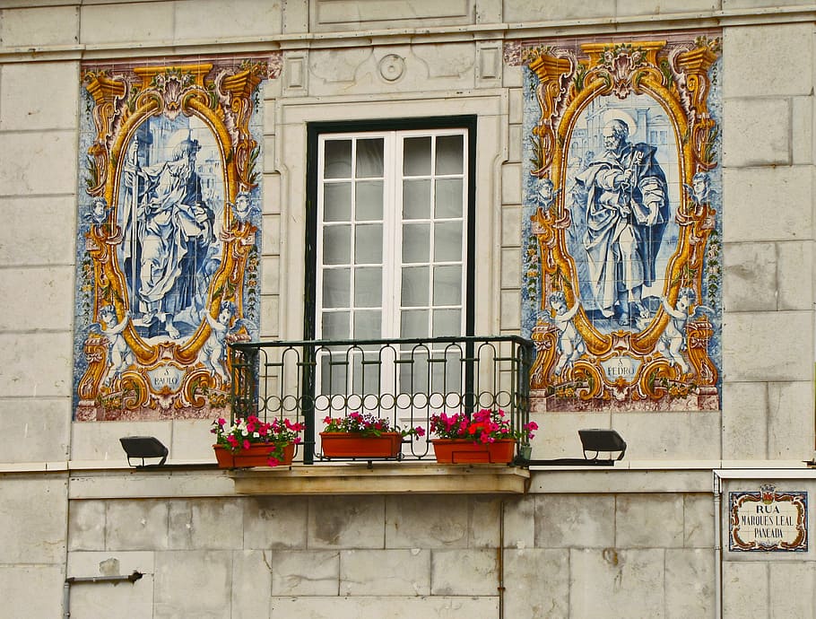 two lord tapestry near white wooden windowpane, balcony, house HD wallpaper
