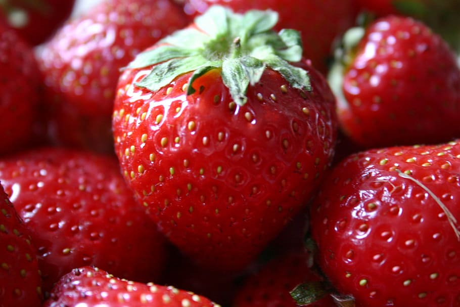 strawberry, fruit, red, sweet, summer, vitamins, eat, close HD wallpaper