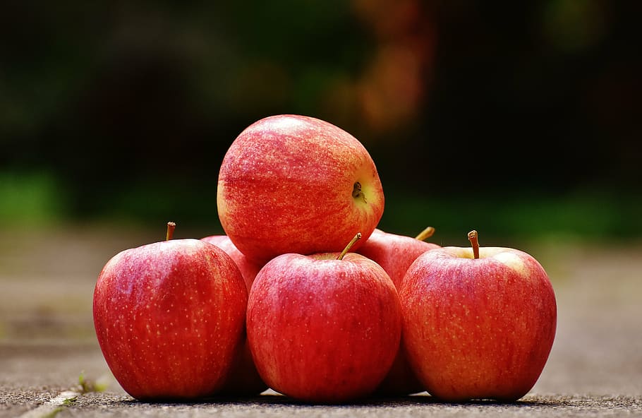 red apple fruits, delicious, ripe, frisch, vitamins, nature HD wallpaper
