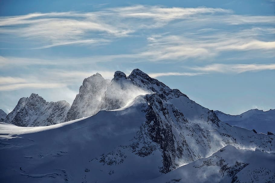 snow covered mountain over horizon, landscape photography of mountain during daytime HD wallpaper