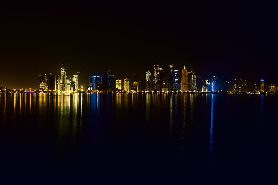 buildings light taken at nighttime, Doha, Qatar, Mosque, Arabic, HD wallpaper
