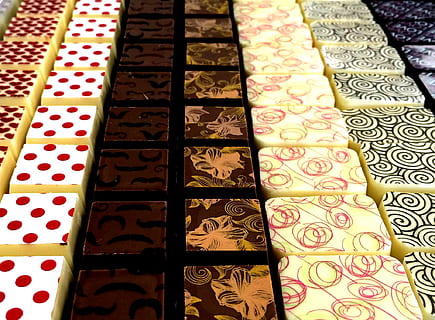 chocolates, truffles, praline, cocoa, brown, food, candy, sweet HD wallpaper
