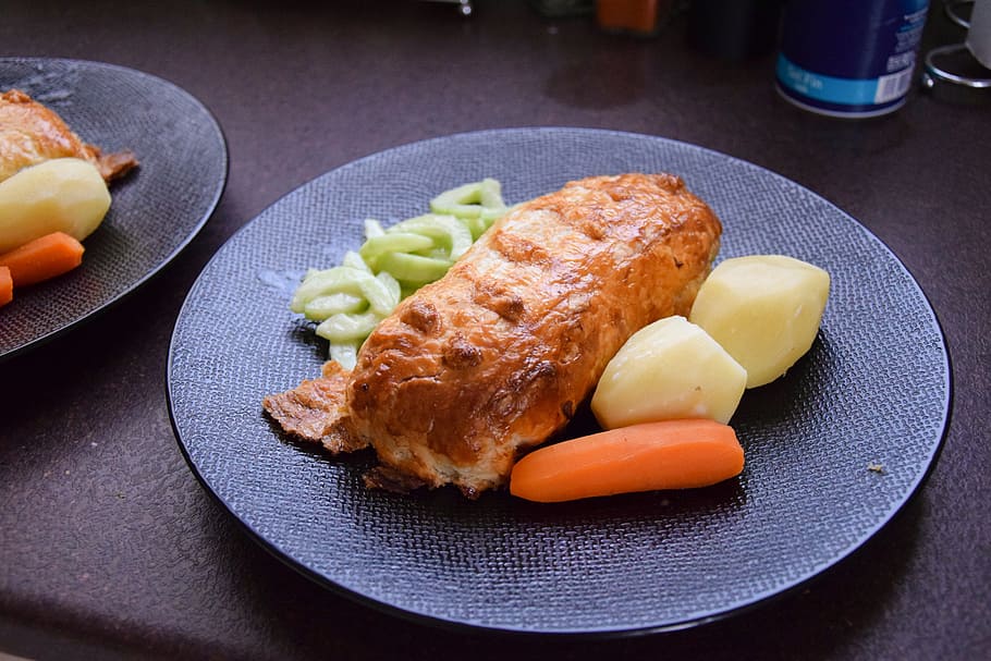 kitchen, flat, plate, carrot, potato, cucumber, ready-cooked meals HD wallpaper