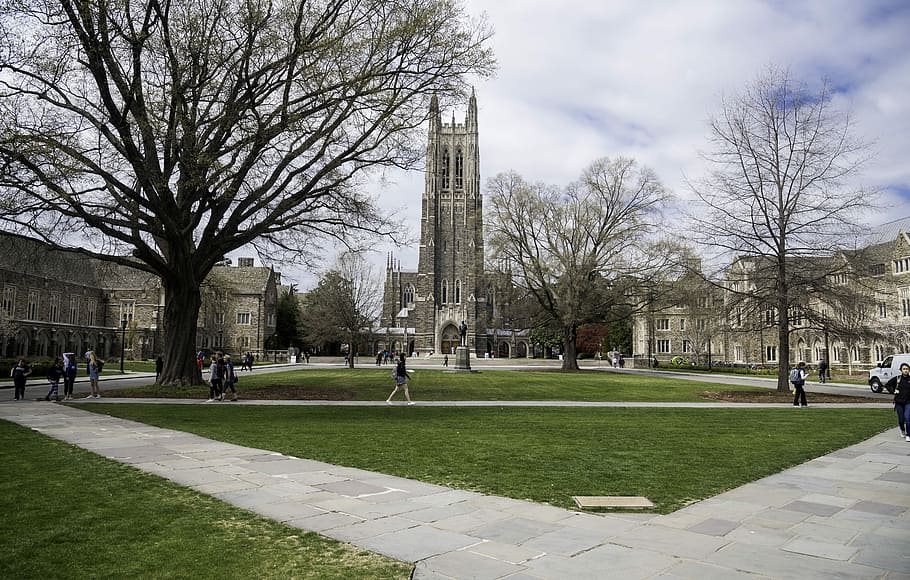 View of the Duke Chapel and the quad in Durham, North Carolina, HD wallpaper