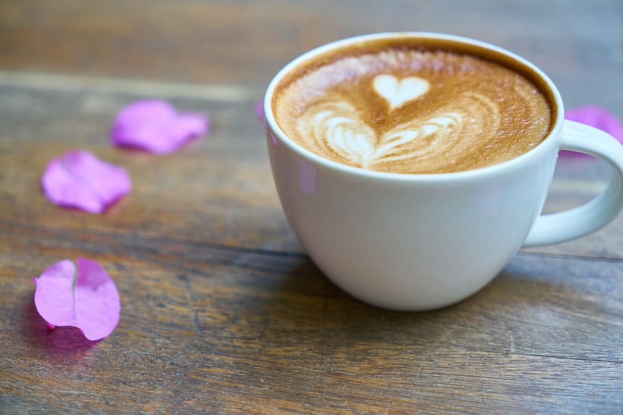 photography of latte coffe, coffee, cafe, table, food, drink HD wallpaper