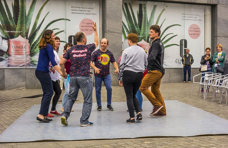 dancing, people, group of people, real people, men, casual clothing HD wallpaper