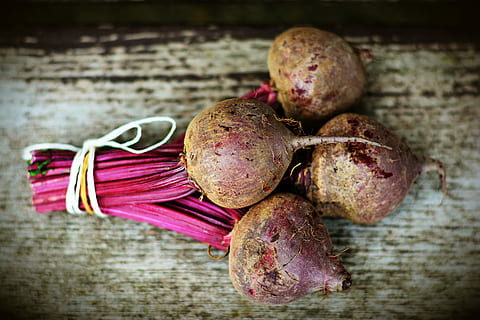 several onions, beetroot, vegetables, beets, root vegetables HD wallpaper