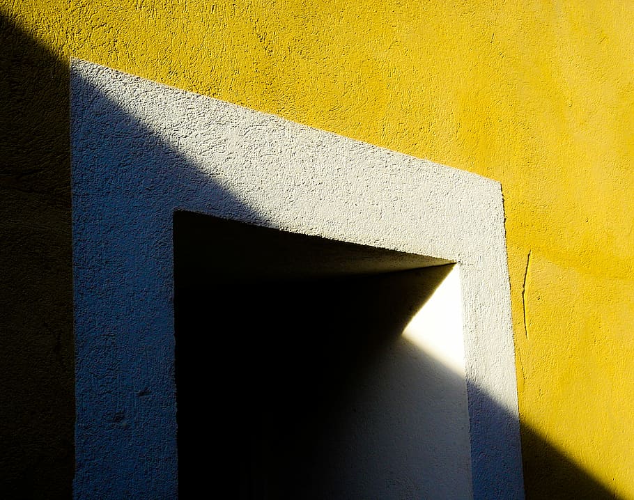 white and yellow painted wall, white and yellow tinted wall, line HD wallpaper