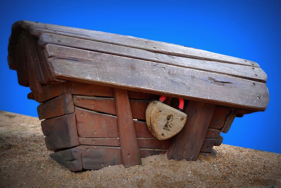 brown wooden box, coffin, treasury, lock, sand, my love, wood - material HD wallpaper