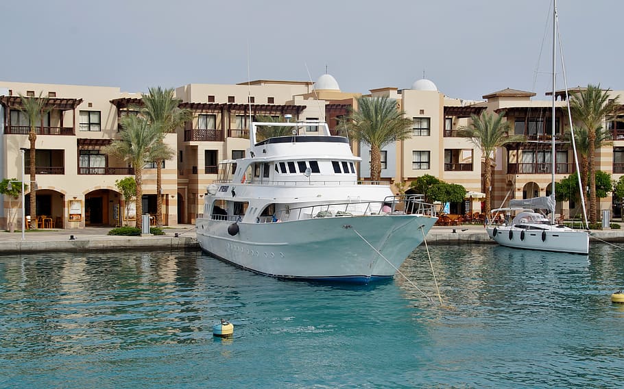 white yacht on water beside building, ship, sea, egypt, port HD wallpaper
