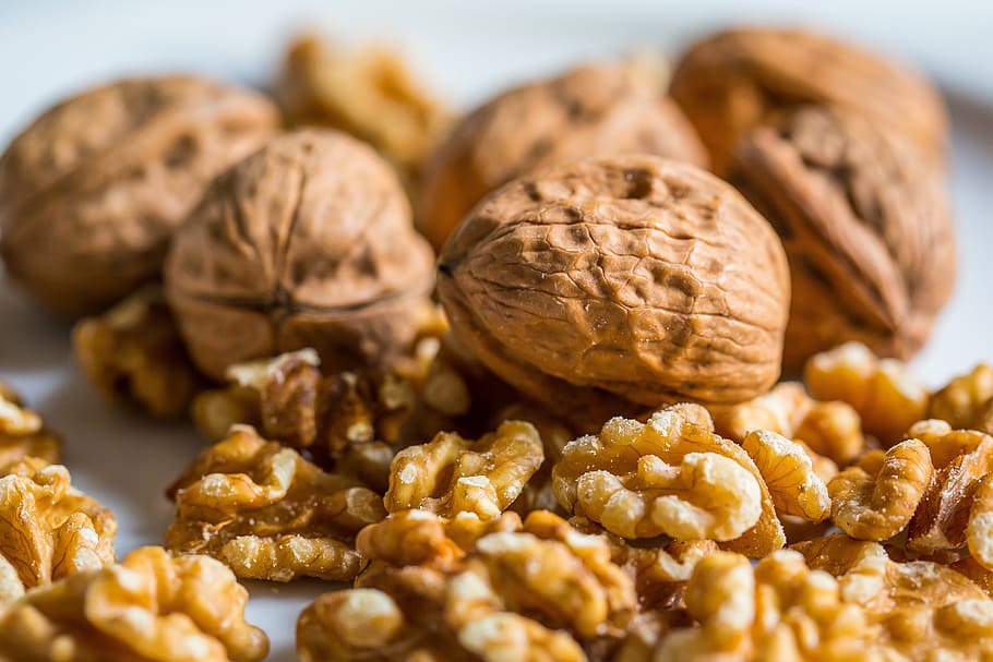 selective focus photography of nuts, walnut, walnuts, fruit bowl, HD wallpaper