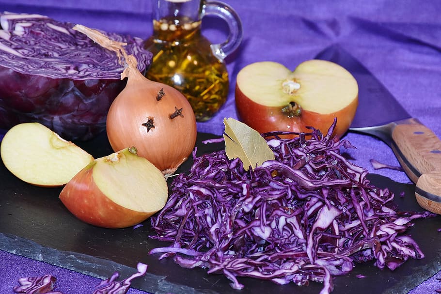 apples and onions, red cabbage, raw, eat, meal, kohl, ruebkohl HD wallpaper