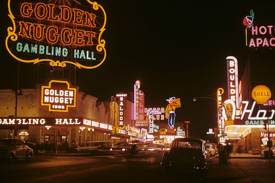 Golden Nugget and Pioneer Club in 1952 in Las Vegas, Nevada, photo, HD wallpaper