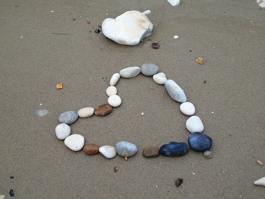 heart, pebbles, beach, sand, shape, love, stone, symbol, valentine HD wallpaper